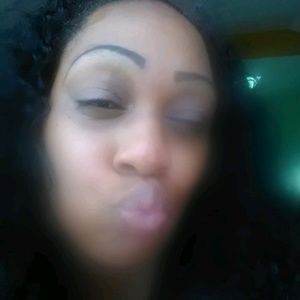 Meet your Posher, Adianna